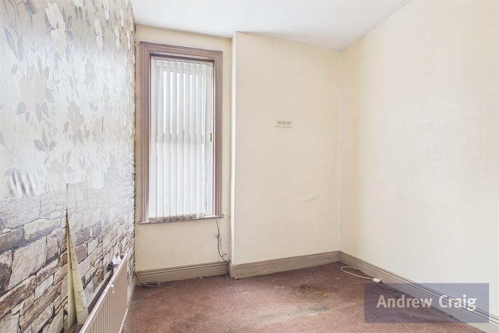 Rear Bedroom