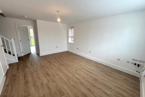 3 bedroom semi-detached house to rent, Dukes Road, Downham Market