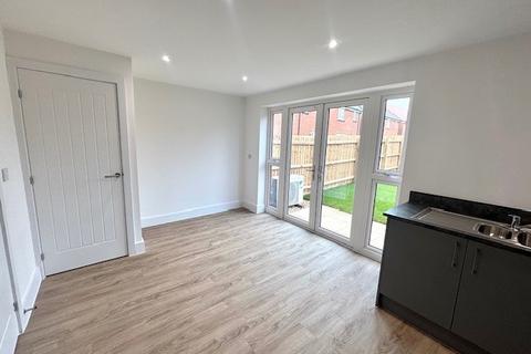 3 bedroom semi-detached house to rent, Dukes Road, Downham Market