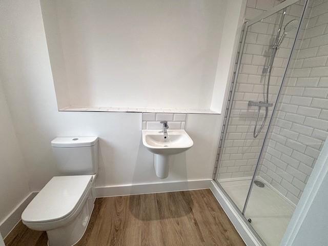 En-suite Bathroom