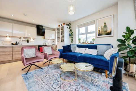 3 bedroom flat for sale, Palgrave Road, Bedford, Bedfordshire, MK42