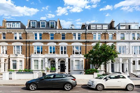1 bedroom flat to rent, Sinclair Road, London, W14