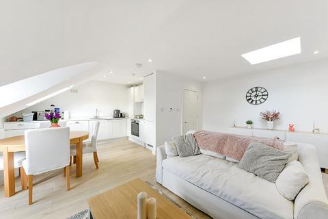 1 bedroom flat to rent, Sinclair Road, London, W14