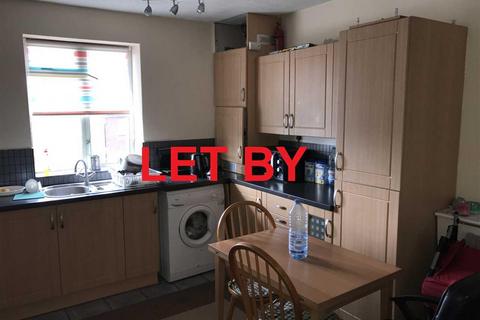 2 bedroom apartment to rent, Honeypot Lane, Stanmore