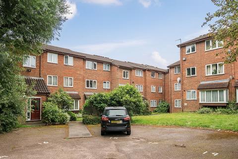 Greenway Close, London