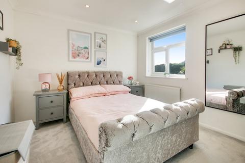 3 bedroom semi-detached house for sale, Hawarden Close, Crawley Down, RH10