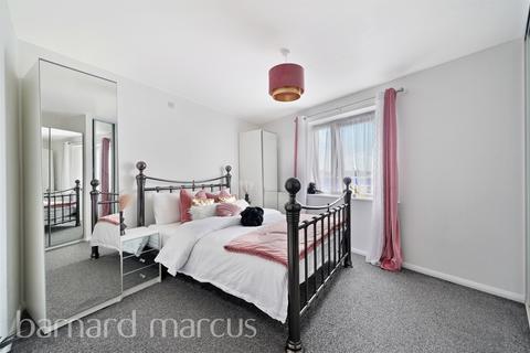 2 bedroom apartment for sale, Bell Green, London