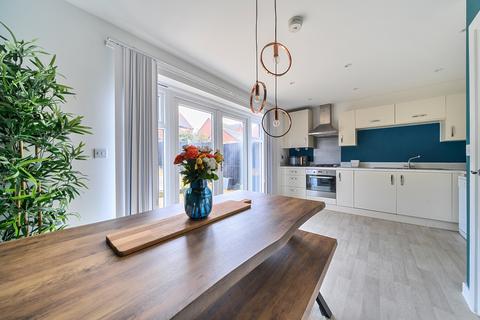 3 bedroom semi-detached house for sale, Southwell Drive, Houlton, Rugby, CV23