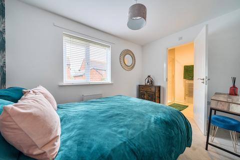 3 bedroom semi-detached house for sale, Southwell Drive, Houlton, Rugby, CV23