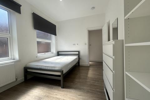 2 bedroom apartment to rent, Church Gate, LEICESTER