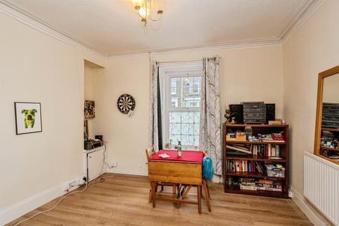 4 bedroom terraced house for sale, Tunnel Road, LLANELLI