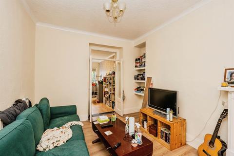 4 bedroom terraced house for sale, Tunnel Road, LLANELLI