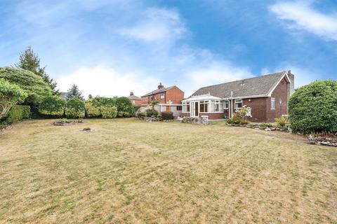 2 bedroom detached bungalow for sale, Broad Lane, Beal, Goole