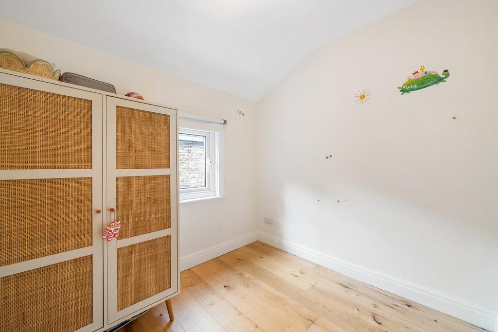 Bedroom 3.JPG