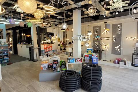 Retail property (high street) for sale, 224 Broadway Didcot OX11 8RS