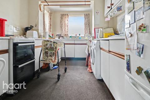 undefined, Gainsborough Rise, Bedford