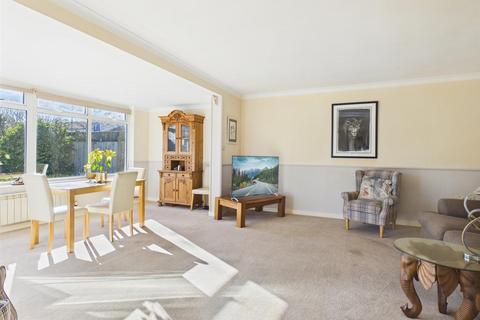 2 bedroom detached bungalow for sale, Light refurbishment - 2 Bedroom Bungalow with large garden.