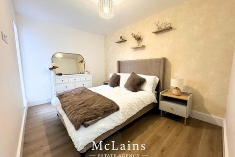 undefined, 2-Bed Flat on Seymour Ave, Luton, Bedfordshire, LU1