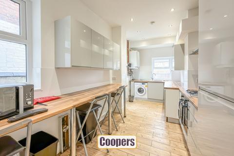 4 bedroom terraced house for sale, Bolingbroke Road, Stoke, CV3