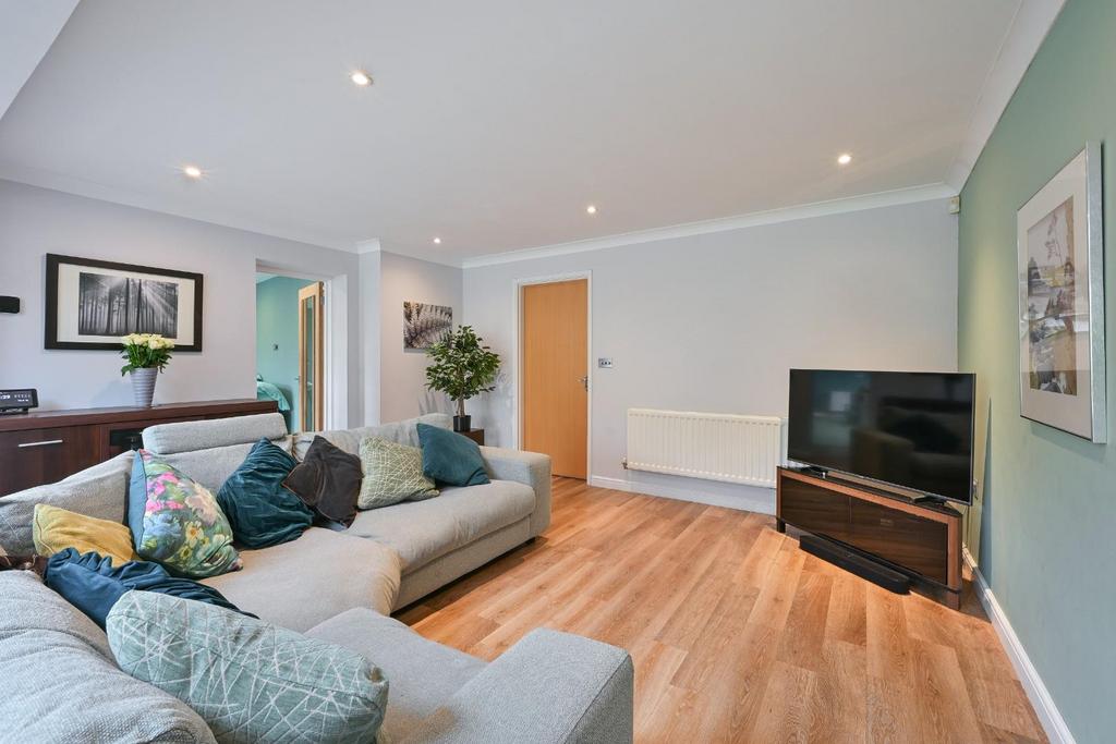 Horton crescent