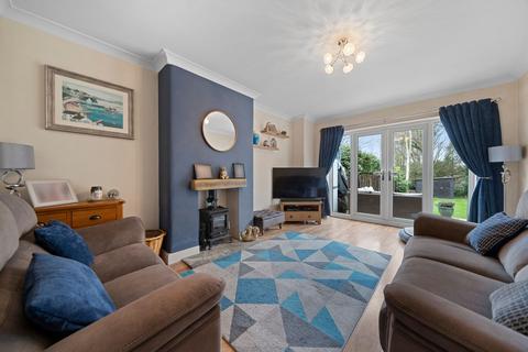 3 bedroom semi-detached house for sale, Winchester Avenue, Ashton-In-Makerfield, WN4