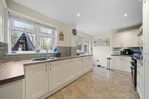 3 bedroom semi-detached house for sale, Winchester Avenue, Ashton-In-Makerfield, WN4