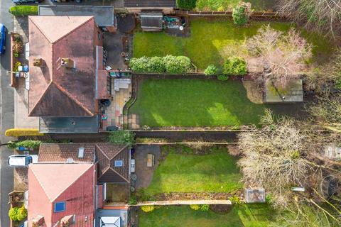 3 bedroom semi-detached house for sale, Winchester Avenue, Ashton-In-Makerfield, WN4
