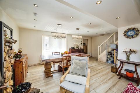undefined, Kingsway, Mapplewell, Barnsley