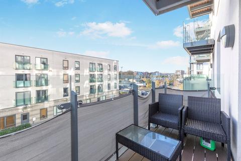 1 bedroom flat for sale, Ocean Drive, Gillingham