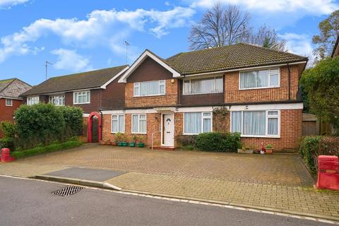 5 bedroom detached house for sale, Oaklands Road, London
