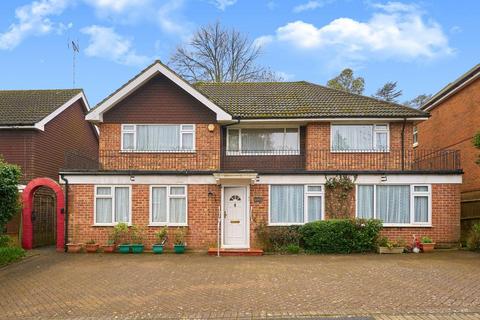 5 bedroom detached house for sale, Oaklands Road, London