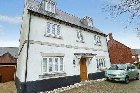 Kingfisher Drive, Upton, Poole