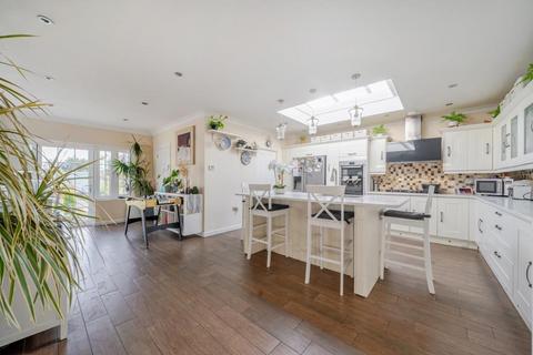 5 bedroom semi-detached house for sale, Grendon Way,  Bierton,  HP22