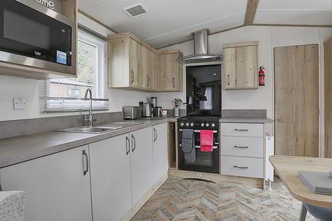 2 bedroom lodge for sale, Port Rush, Allerthorpe