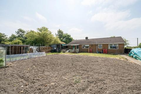 2 bedroom detached bungalow for sale, Edlington, Horncastle