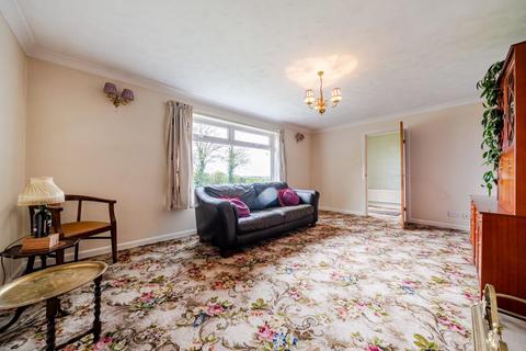 2 bedroom detached bungalow for sale, Edlington, Horncastle