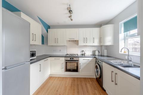 3 bedroom semi-detached house for sale, Fairways Avenue, Harrogate, HG2