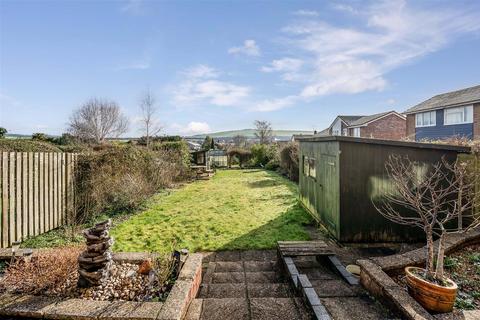 4 bedroom detached house for sale, New Road, Clanfield