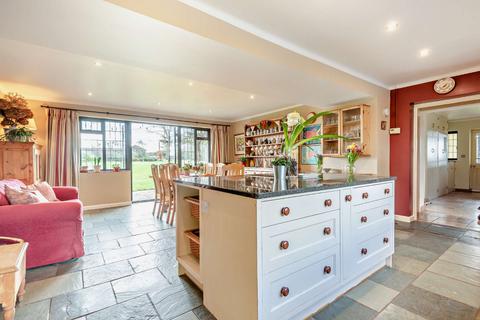 undefined, Ash Lane, Silchester, Reading