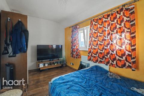 3 bedroom terraced house for sale, Kelvin Road, Tilbury