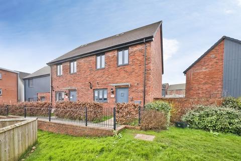 Chubb Close, Chard