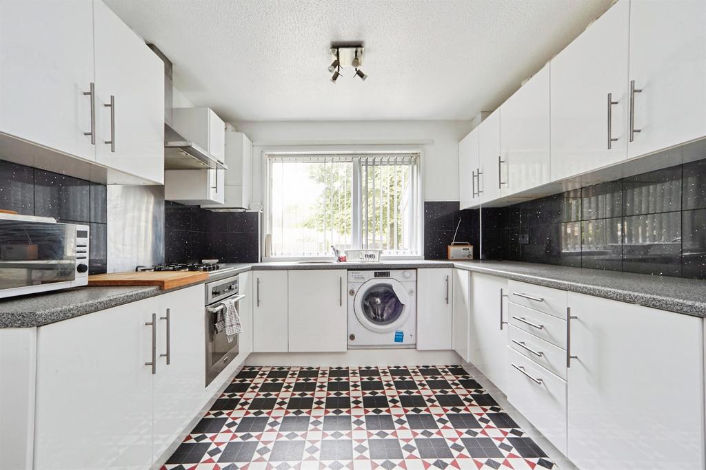 House in Leeds, Wigton Moor, Roundhay - View 2