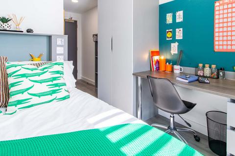 1 bedroom private hall to rent, Silver En Suite at The Gate, Eyre Street S1