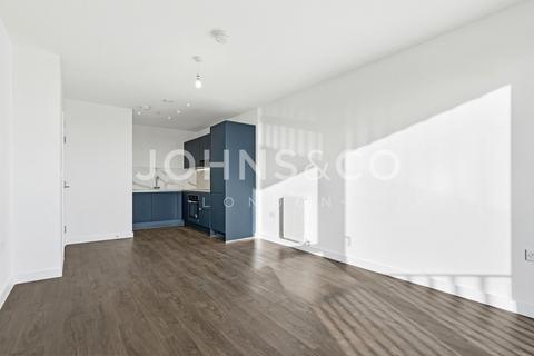 1 bedroom apartment to rent, Hayes Village, Hayes, London, UB3
