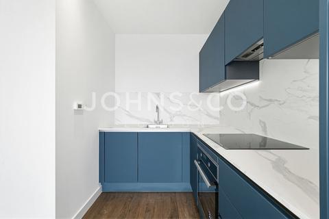 1 bedroom apartment to rent, Hayes Village, Hayes, London, UB3
