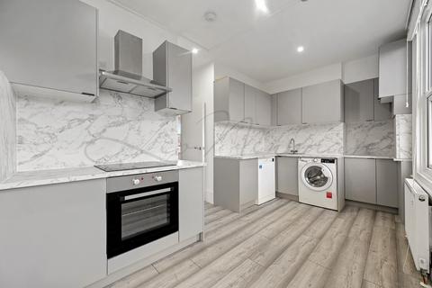 3 bedroom flat to rent, Derwentwater Mansions, Churchfield Road, Acton, W3