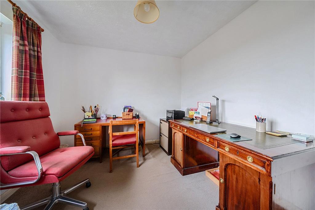 Bedroom/Study