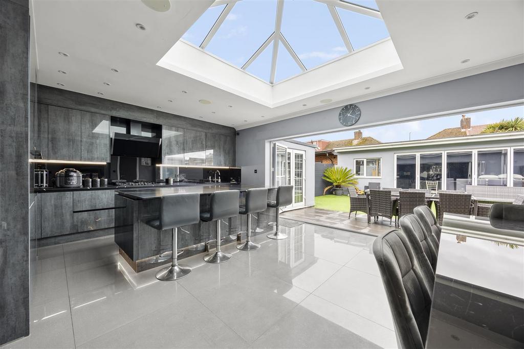 Kitchen/ Diner