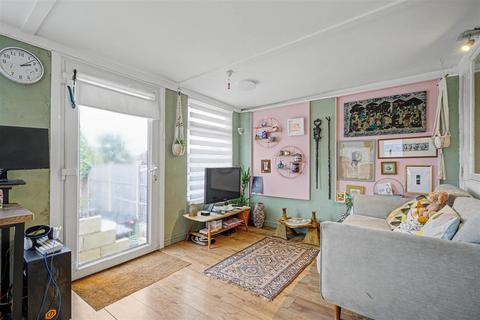 3 bedroom semi-detached house for sale, Jenned Road, Arnold, Nottingham