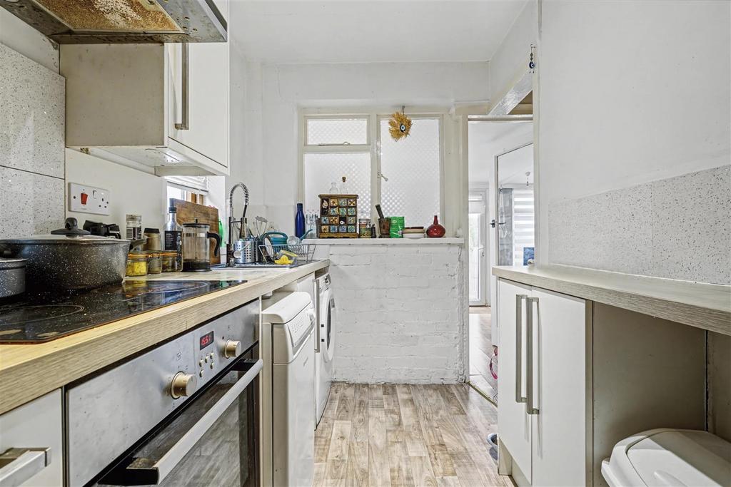 Kitchen 1 1.jpeg